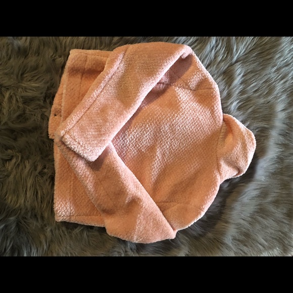 πSOLD!! NWOT Faux Fur coat (pink)πππ - Picture 5 of 7